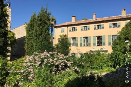 Villa de charme à louer sur la Côte d'Azur | ChicVillas