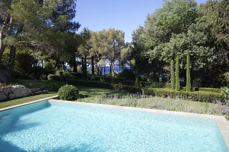 Beach Paradise Cote d Azur - Location villa de luxe - Provence / Cote d Azur / Mediterran. - ChicVillas - 3