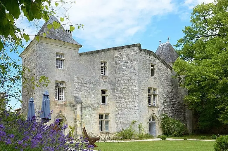 Charentes ou Dordogne - Location villa de luxe - Dordogne / Garonne / Gers - ChicVillas - 6