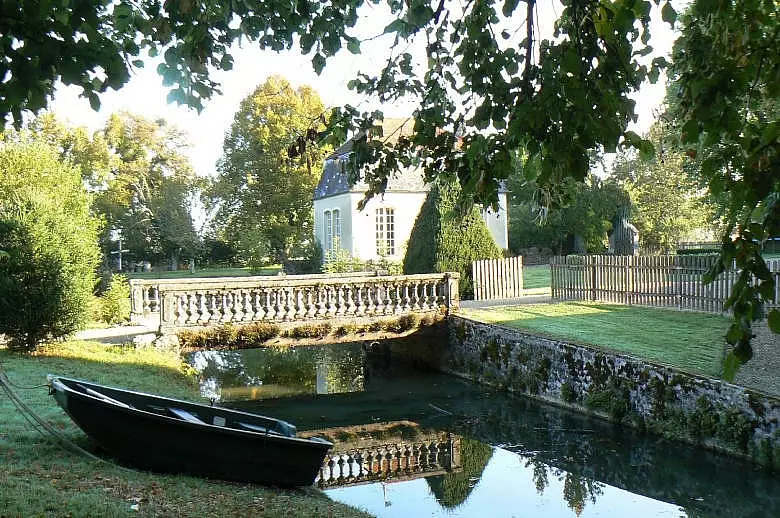 Chateau Les Deux Tours - Location villa de luxe - Paris / Ile de France - ChicVillas - 38