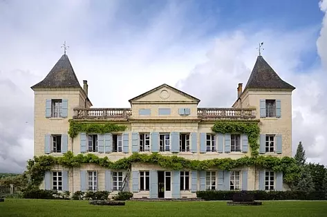 Château à Louer en France, Château les Hauts de Garonne | ChicVillas