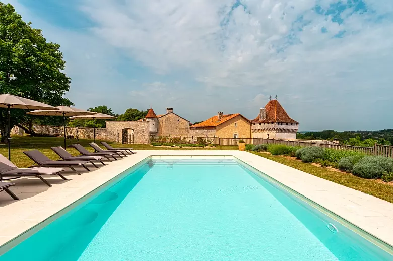 Chateau Pure Perigord - Location villa de luxe - Dordogne / Garonne / Gers - ChicVillas - 16