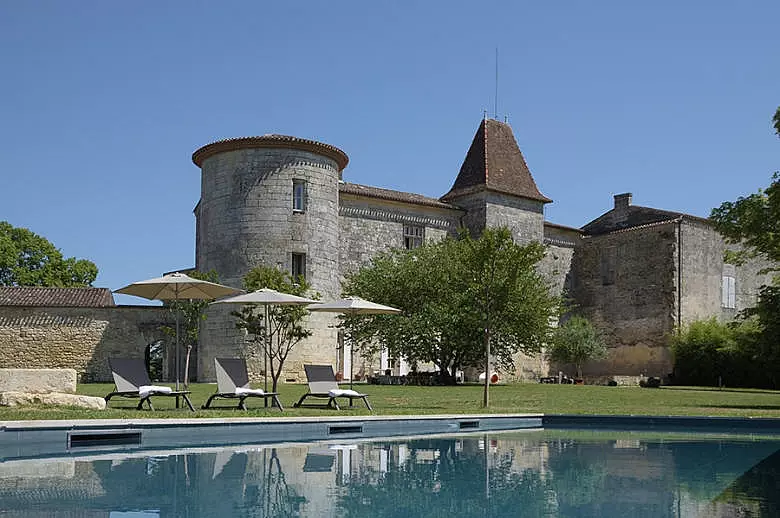 Chateau Wine and Design - Location villa de luxe - Aquitaine / Pays Basque - ChicVillas - 1