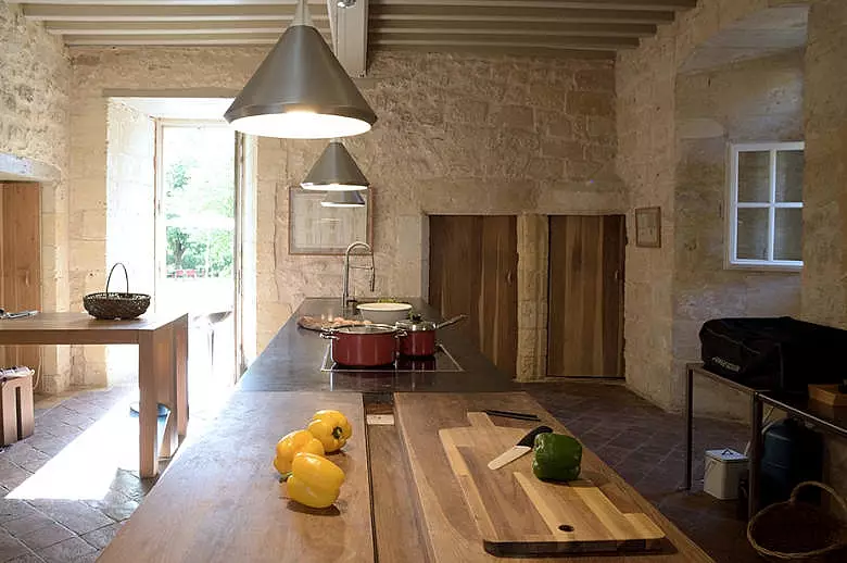 Chateau Wine and Design - Location villa de luxe - Aquitaine / Pays Basque - ChicVillas - 11