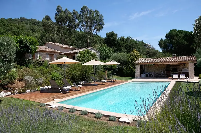 Entre Plage et Village Cote d Azur - Location villa de luxe - Provence / Cote d Azur / Mediterran. - ChicVillas - 4