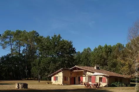 Maison de Charme avec Piscine à Louer, L'Oree| ChicVillas