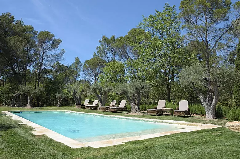 Provence Luxury Haven - Location villa de luxe - Provence / Cote d Azur / Mediterran. - ChicVillas - 37