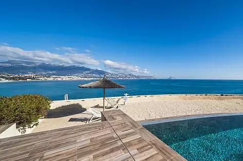 Villa de luxe vue mer en Espagne | ChicVillas