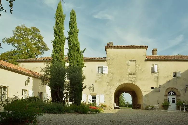 Un Chateau en Armagnac - Location villa de luxe - Dordogne / Garonne / Gers - ChicVillas - 4