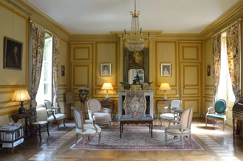 Un Chateau Francais - Location villa de luxe - Paris / Ile de France - ChicVillas - 6