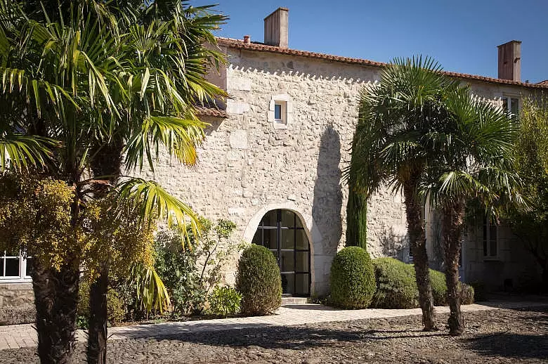 Un Chateau Secret - Location villa de luxe - Vendee/ Charentes - ChicVillas - 3