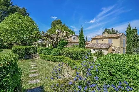 Villa avec Piscine à Louer, Un Mas en Provence | ChicVillas