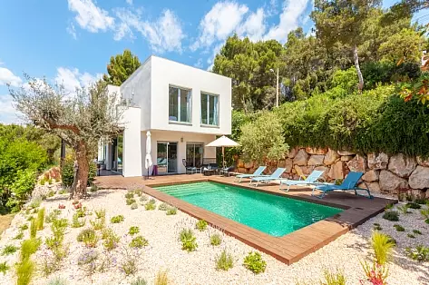 Villa de Luxe avec Piscine à Louer, Villa Costa Brava | ChicVillas