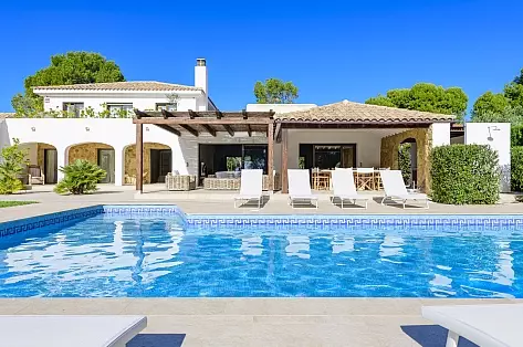 Location Costa Brava Bord de mer | ChicVillas